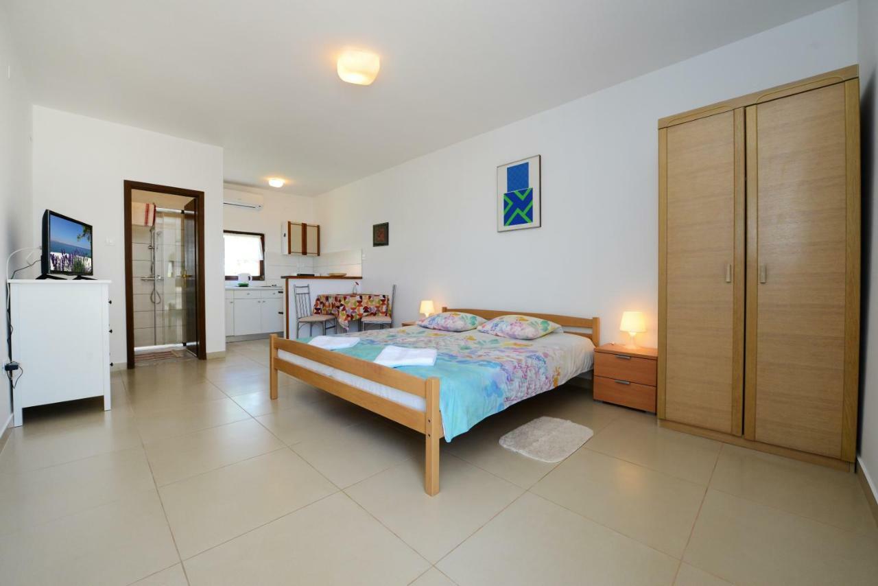 Beautiful Apartments First Row To The Sea Poreč Exteriör bild