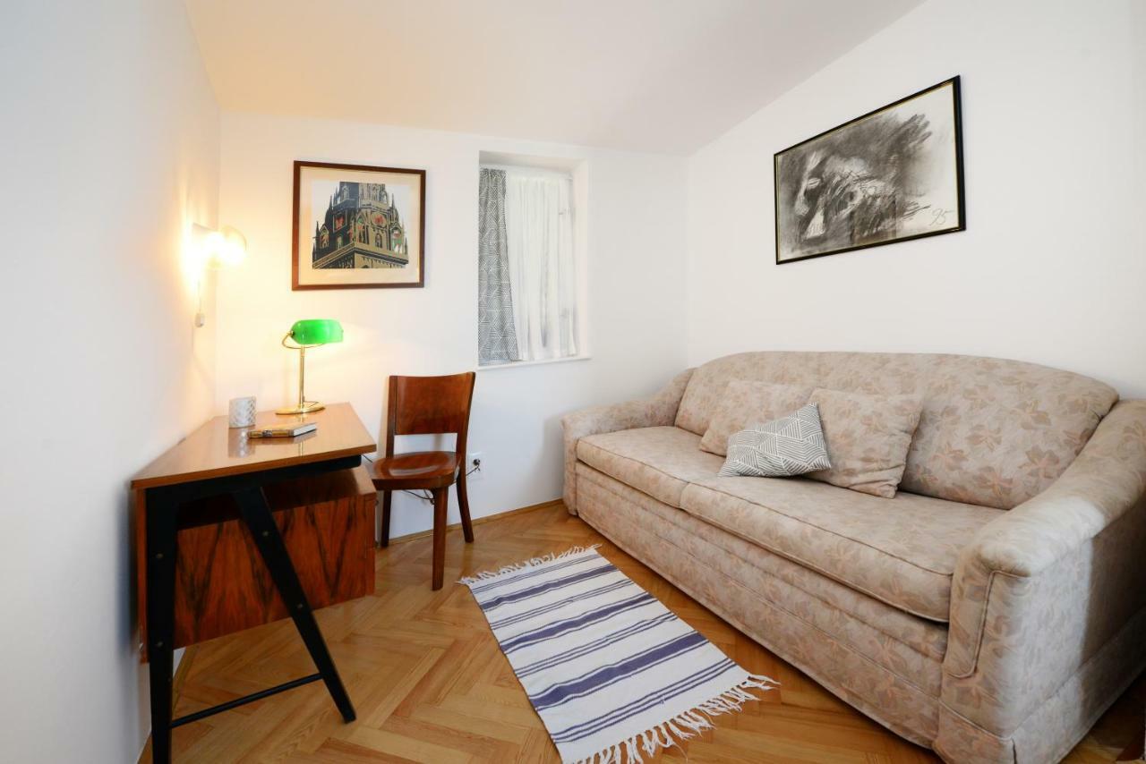 Beautiful Apartments First Row To The Sea Poreč Exteriör bild