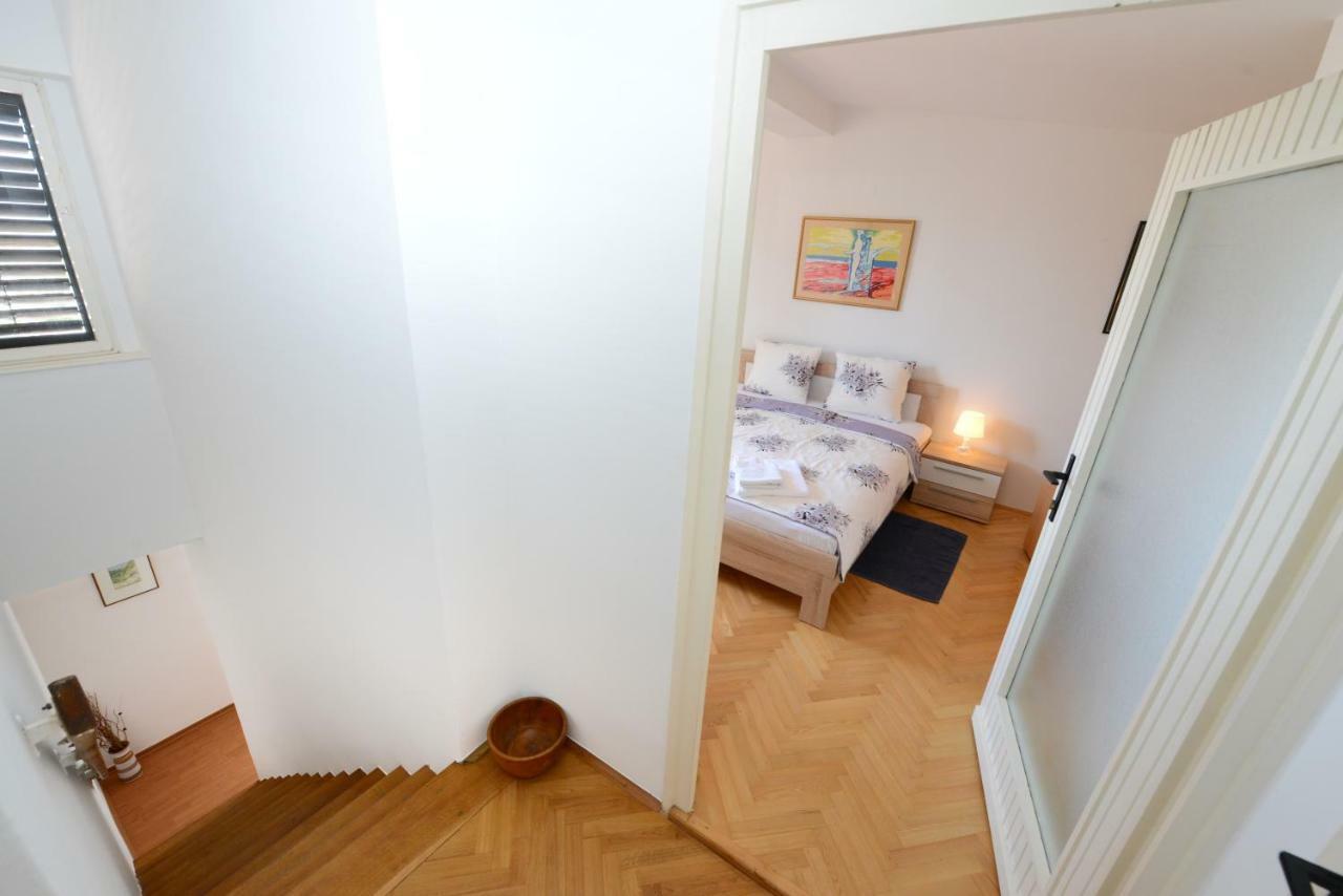 Beautiful Apartments First Row To The Sea Poreč Exteriör bild